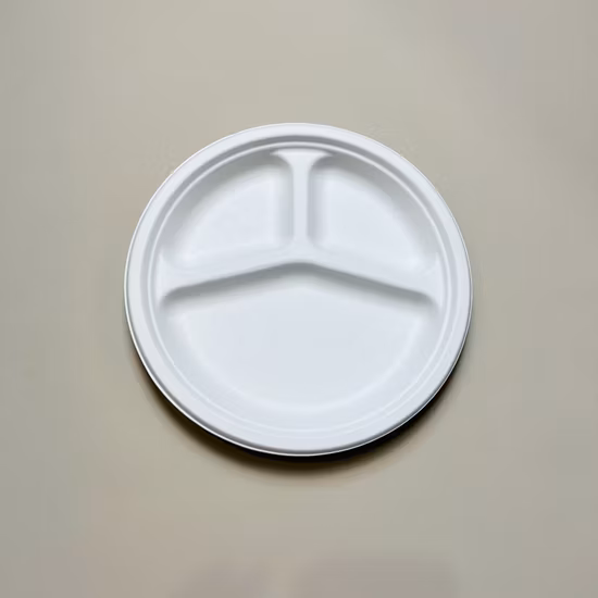 10&prime;&prime; Customizable Bagasse Round Plate with 3 Compartments Biodegradable Material Compostable Tableware Factory Supply